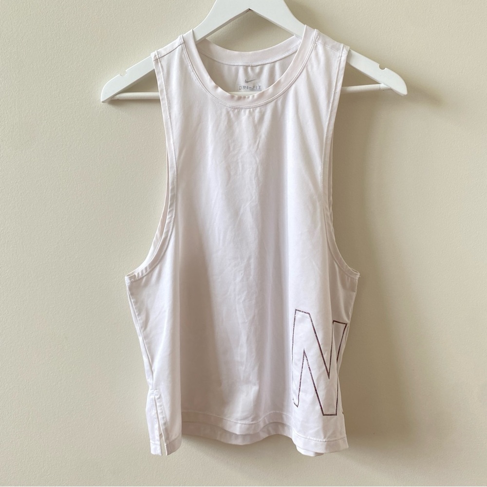 Nike White/Glitter Muscle Tee Glitter Logo Gym Sleeveless Top Women’s Size Small